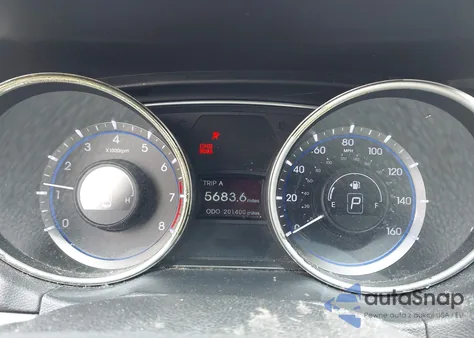 2011 Hyundai Sonata Limited z USA, uszkodzony, nr VIN 5NPEC4AC1BH092559